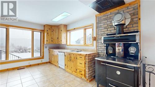 20 Thorburn Street, Gore Bay, ON - Indoor Photo Showing Kitchen With Double Sink