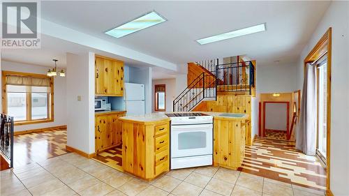 20 Thorburn Street, Gore Bay, ON - Indoor Photo Showing Kitchen