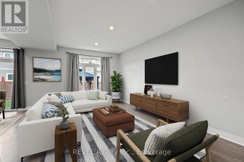 21 Marshall Lane, St. Catharines (456 - Oakdale), ON - Indoor Photo Showing Living Room