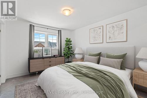 21 Marshall Lane, St. Catharines (456 - Oakdale), ON - Indoor Photo Showing Bedroom