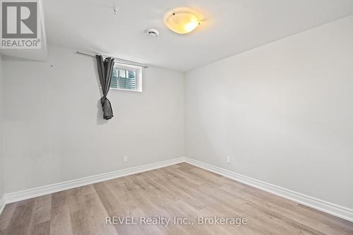 21 Marshall Lane, St. Catharines (456 - Oakdale), ON - Indoor Photo Showing Other Room