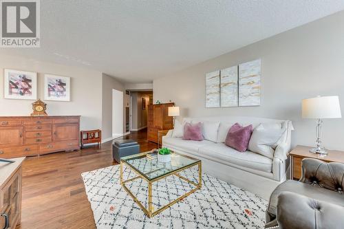 1206 - 30 Greenfield Avenue, Toronto, ON - Indoor Photo Showing Living Room