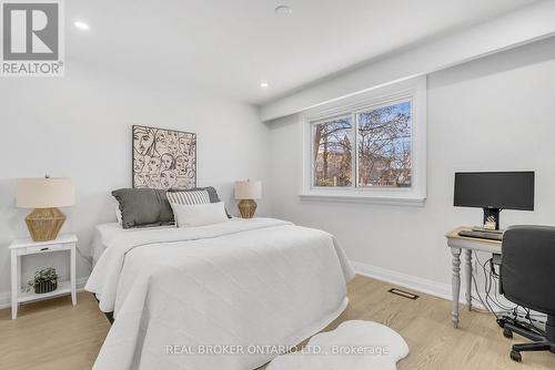 1554 Warden Avenue, Toronto, ON - Indoor Photo Showing Bedroom