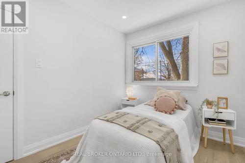 1554 Warden Avenue, Toronto, ON - Indoor Photo Showing Bedroom