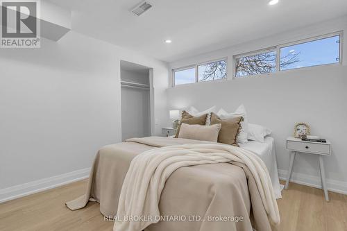 1554 Warden Avenue, Toronto, ON - Indoor Photo Showing Bedroom