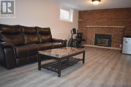 2690 Constable Road, Mississauga, ON - Indoor Photo Showing Living Room With Fireplace