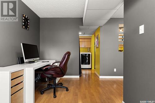 5058 10Th Avenue, Regina, SK - Indoor Photo Showing Office