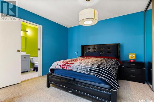 5058 10Th Avenue, Regina, SK - Indoor Photo Showing Bedroom