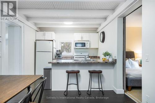 223 Sixth Street, Collingwood, ON - Indoor Photo Showing Kitchen