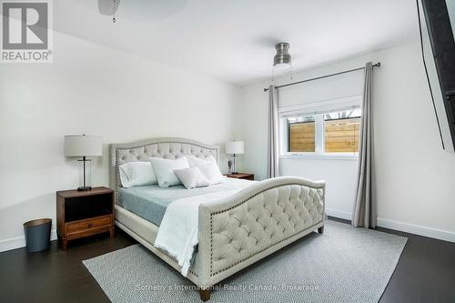 223 Sixth Street, Collingwood, ON - Indoor Photo Showing Bedroom