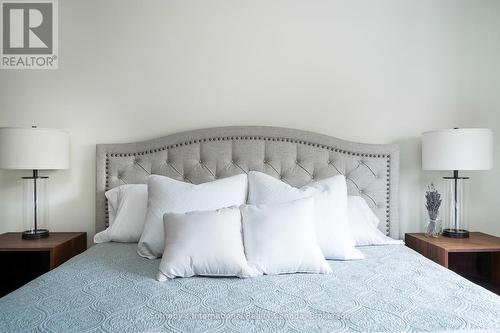 223 Sixth Street, Collingwood, ON - Indoor Photo Showing Bedroom