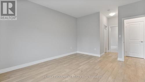 45 Vanrooy Trail, Norfolk, ON - Indoor Photo Showing Other Room