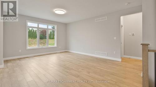 45 Vanrooy Trail, Hamilton, ON - Indoor Photo Showing Other Room