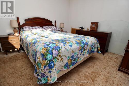 40 Kelly Drive, Kitchener, ON - Indoor Photo Showing Bedroom