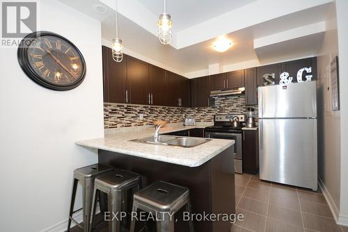 03-03 - 2420 Baronwood Drive, Oakville, ON - Indoor Photo Showing Kitchen