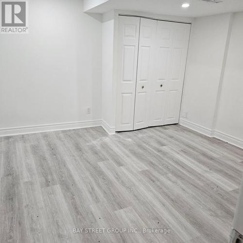 2 - 63 Yorkland Street, Richmond Hill, ON - Indoor Photo Showing Other Room