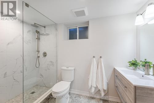 1275 Montrose Abbey Drive, Oakville, ON - Indoor Photo Showing Bathroom