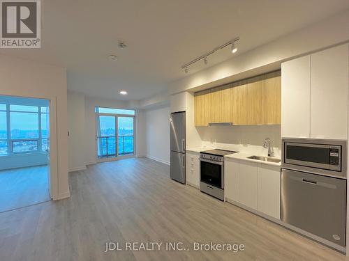 B-2912 - 50 Upper Mall Way, Vaughan, ON - Indoor Photo Showing Kitchen