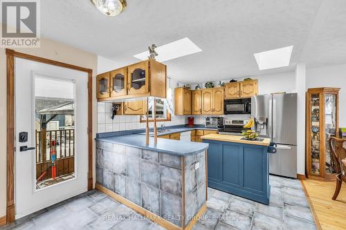 3076 John Street, Edwardsburgh/Cardinal, ON - Indoor Photo Showing Kitchen