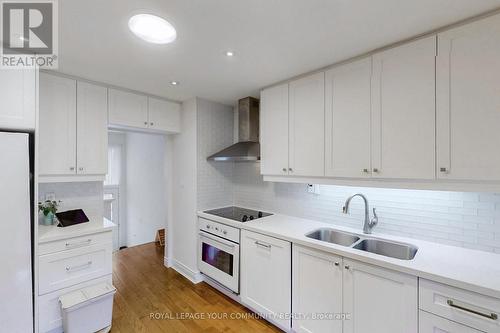 476 Karen Park Crescent, Mississauga, ON - Indoor Photo Showing Kitchen With Double Sink