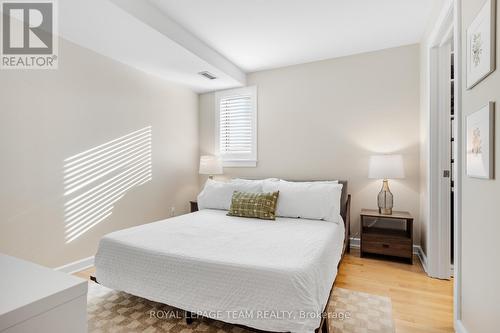 301 - 29 Main Street, Ottawa, ON - Indoor Photo Showing Bedroom