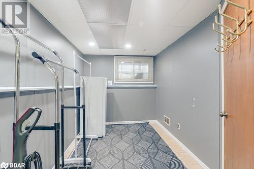 Exercise area featuring light hardwood / wood-style flooring - 47 Westfield Drive, St. Catharines, ON - Indoor Photo Showing Other Room