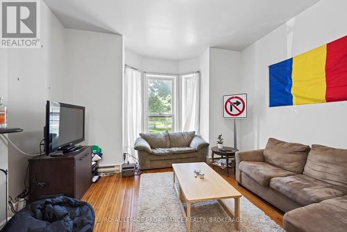 59 West Street W, Kingston (Central City East), ON - Indoor Photo Showing Living Room