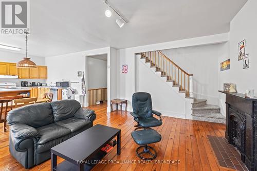 59 West Street W, Kingston (Central City East), ON - Indoor Photo Showing Living Room