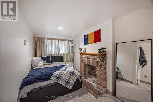 59 West Street W, Kingston (Central City East), ON - Indoor Photo Showing Bedroom