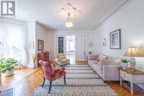 33 Kingsley Avenue, Brighton, ON - Indoor Photo Showing Living Room