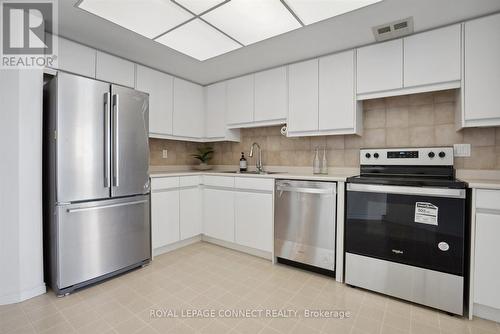 706 - 20 Guildwood Parkway, Toronto, ON - Indoor Photo Showing Kitchen