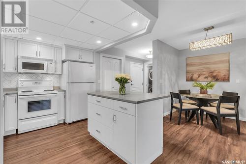 209 1622 Acadia Drive, Saskatoon, SK - Indoor Photo Showing Kitchen