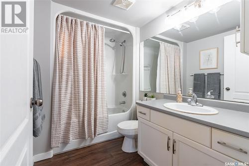 209 1622 Acadia Drive, Saskatoon, SK - Indoor Photo Showing Bathroom