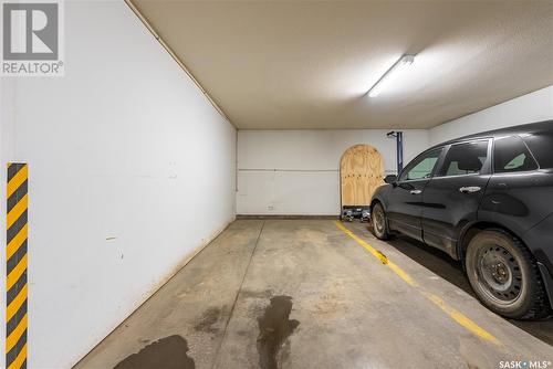 209 1622 Acadia Drive, Saskatoon, SK - Indoor Photo Showing Garage