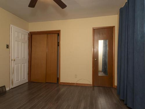 204 Briar Bay, Thunder Bay, ON - Indoor Photo Showing Other Room