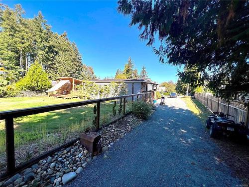 4548 Thompson Clarke Dr East, Bowser, BC 