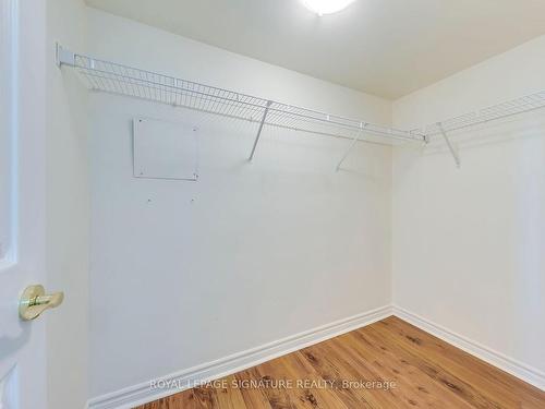 2510-18 Spring Garden Ave, Toronto, ON - Indoor With Storage