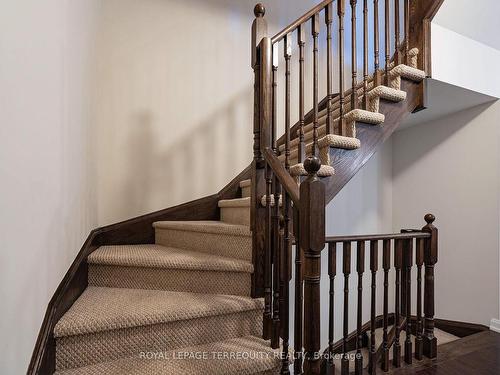 38-165 Hampshire Way, Milton, ON - Indoor Photo Showing Other Room