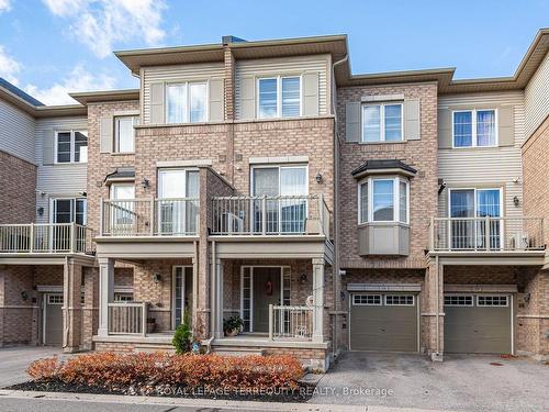 38-165 Hampshire Way, Milton, ON - Outdoor With Balcony With Facade