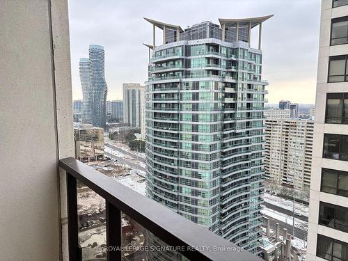 2202-36 Elm Dr, Mississauga, ON - Outdoor With Balcony With Facade