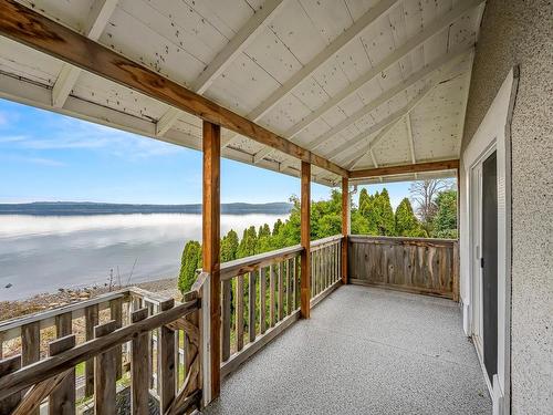 5642 Island Hwy South, Union Bay, BC 