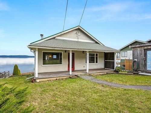 5642 Island Hwy South, Union Bay, BC 