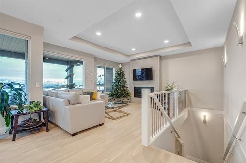 2818 Copper Ridge Drive, West Kelowna, BC - Indoor