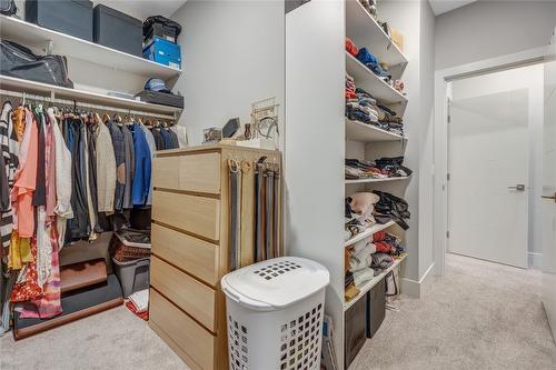 2818 Copper Ridge Drive, West Kelowna, BC - Indoor With Storage