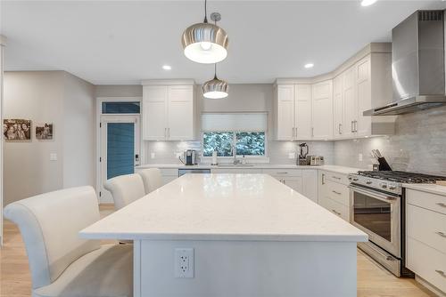 2818 Copper Ridge Drive, West Kelowna, BC - Indoor Photo Showing Kitchen With Stainless Steel Kitchen With Upgraded Kitchen