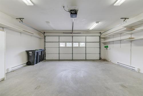 38-680 Valley Road, Kelowna, BC - Indoor Photo Showing Garage