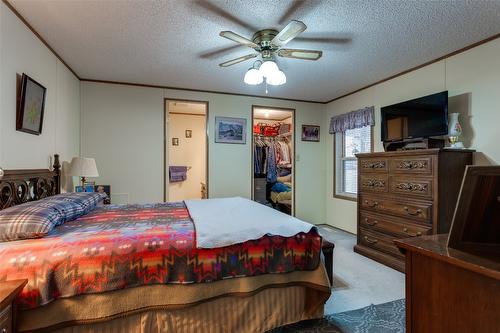 40-1750 Lenz Road, West Kelowna, BC - Indoor Photo Showing Bedroom