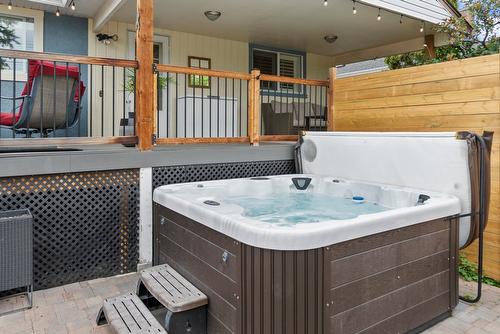 845 Richter Street, Kelowna, BC - Outdoor With Exterior