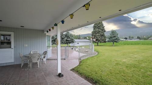 5831 Old Vernon Road, Kelowna, BC - Outdoor With Exterior