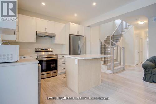 249 Heritage Park Drive, Greater Napanee, ON - Indoor Photo Showing Kitchen